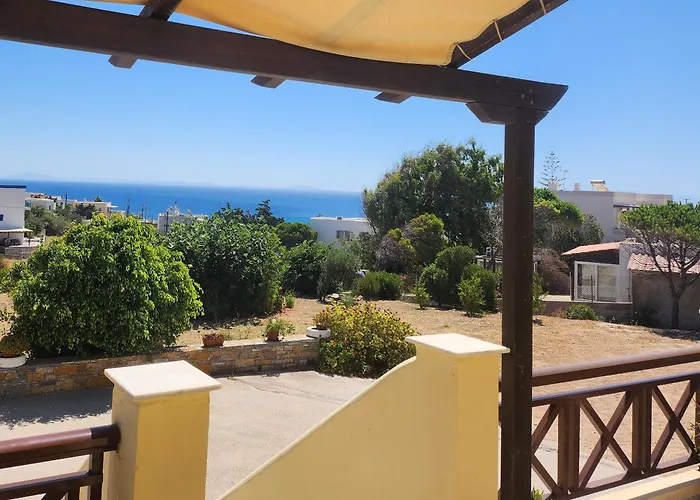 Theodorou Gæstehus 3*