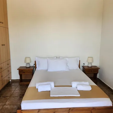 Theodorou 3* Azólimnosz