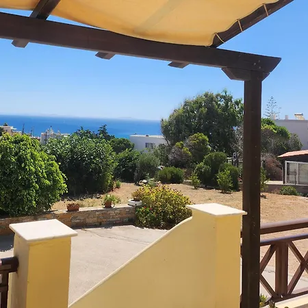 Theodorou Vendégház 3*